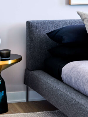 ic-t1-low-black-table-anastassiades-flos-01